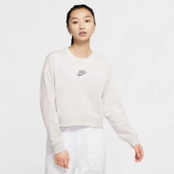 Nike Women's Sportswear Crew Sweatshirt