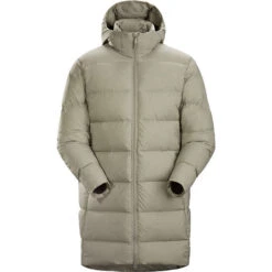 Arc'teryx Men's Revet Down Coat