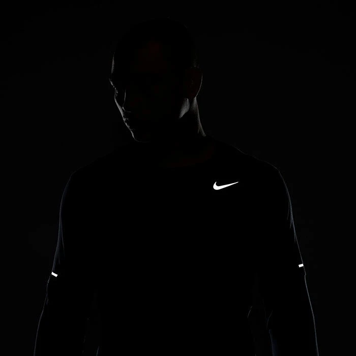 Nike Men's Dri-FITĀ® Element Crew Top - Image 7