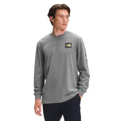 The North Face Men's Logo Play Long Sleeve T-Shirt