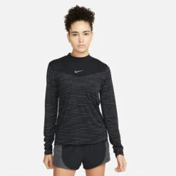 Nike Women's Dri-FITĀ® Run Division Long Sleeve Top