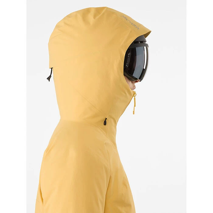 Arc'teryx Women's Sentinel Insulated Jacket - Image 10