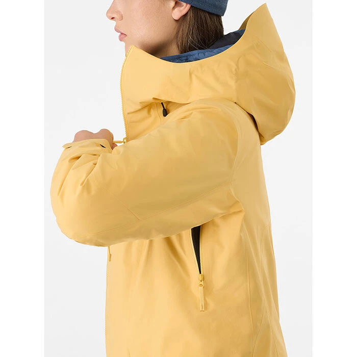 Arc'teryx Women's Sentinel Insulated Jacket - Image 11